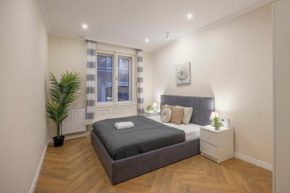 DeLuxe & Grand Z15 Residence in a Prime Location